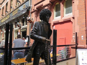 Phil Lynott statue